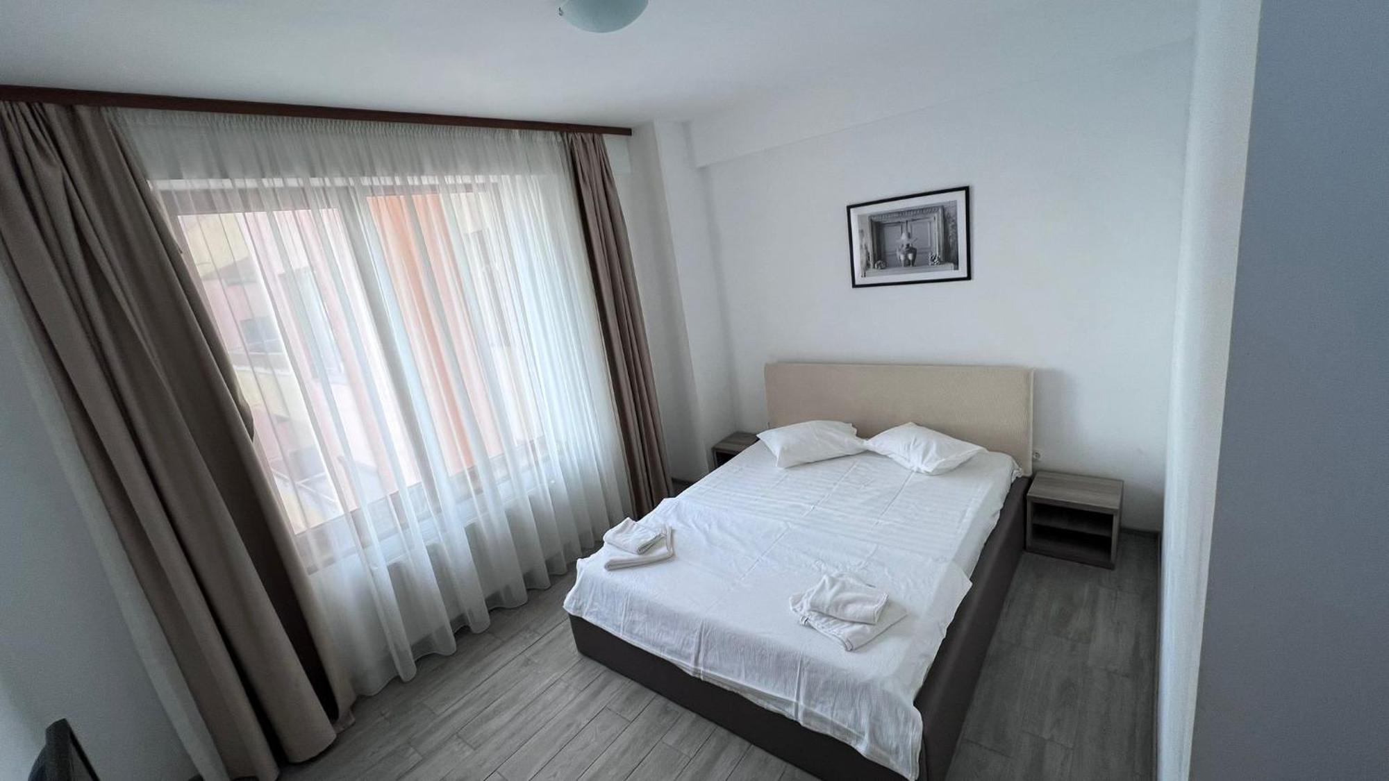 Апартаменти Summerland Apartmants Mamaia Nord Екстер'єр фото