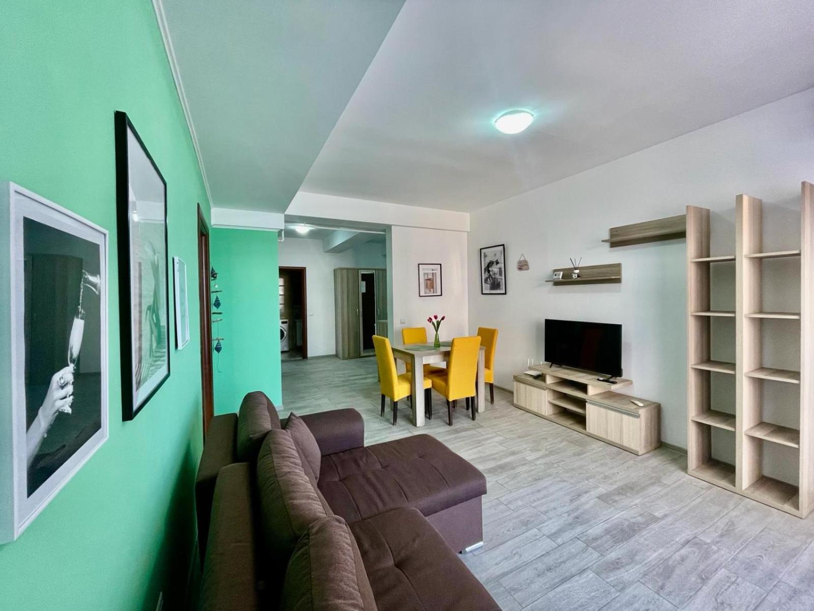 Апартаменти Summerland Apartmants Mamaia Nord Екстер'єр фото