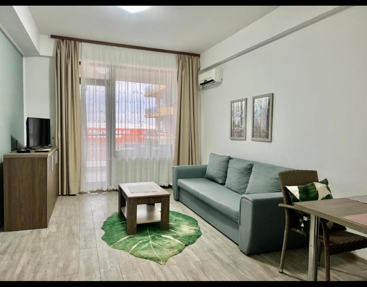 Апартаменти Summerland Apartmants Mamaia Nord Екстер'єр фото