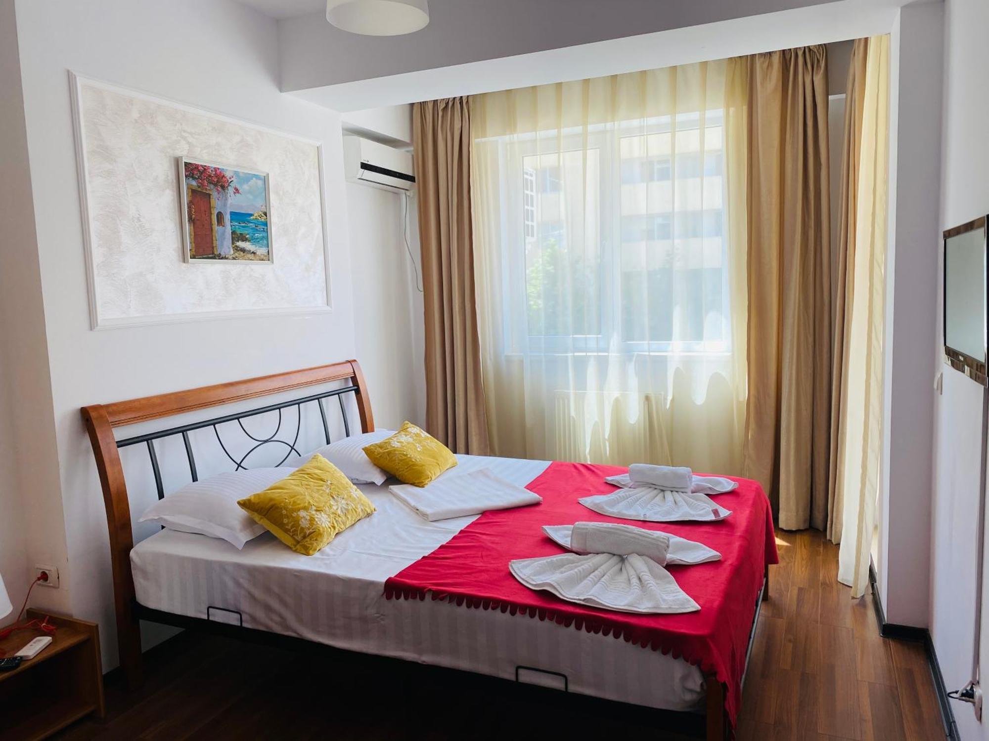 Апартаменти Summerland Apartmants Mamaia Nord Екстер'єр фото